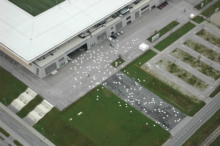 dribbling,public space,kunstprojekt,fußball,salzburg